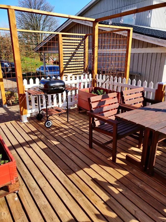 Lillstugan - Centralt Och Havsnaera I Lugnt Villomrade Falkenberg Luaran gambar
